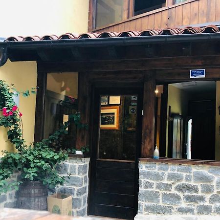 Albergue Villa De Bulnes Buitenkant foto